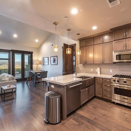 Blackstone Luxury 2Br, Walk To Skiing At Cabriolet, Mountain View, Shared Pool And Hot Tub, Gym Park City Bagian luar foto
